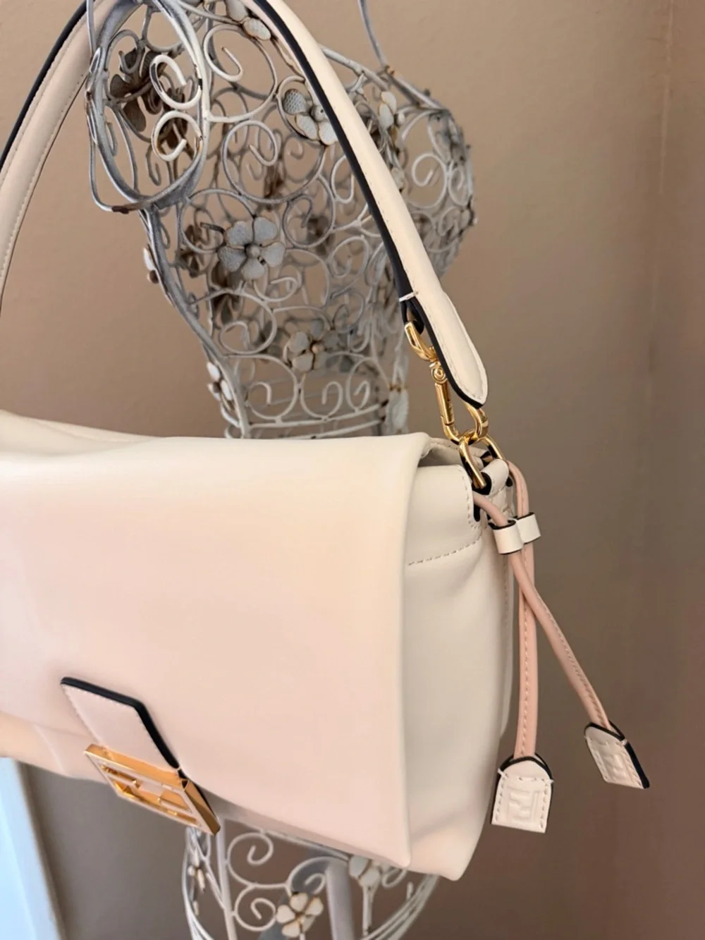 Cream Genuine Leather Medium Mamma Baguette with Gold Hardware - Picture 5 of 12